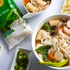 Vietnamese Pho Rice Noodle Soup with Shrimp- Four Elephant Packs (3MM)